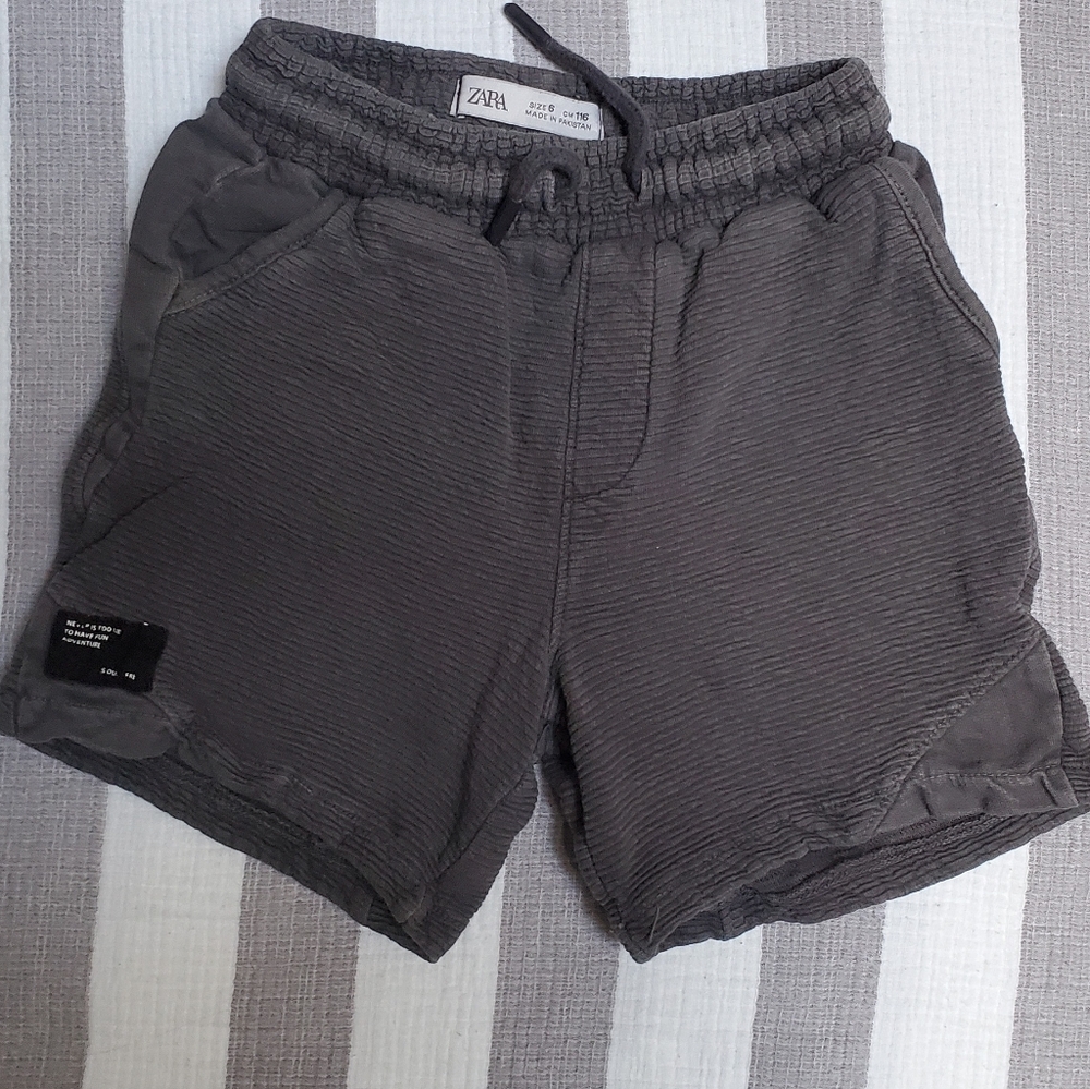 Cotton knit textured shorts